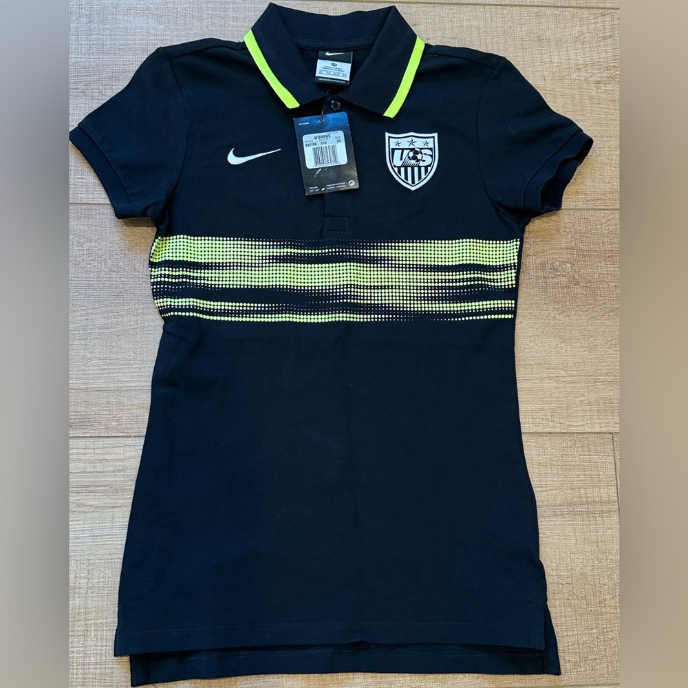 Nike USA Women’s Soccer Polo Extra Small Black Neon